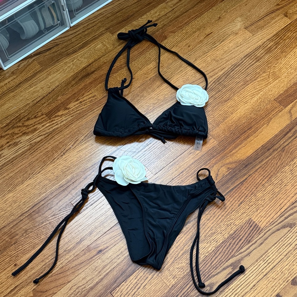 Black Women's Two-Piece Bikini with White Flower Accent